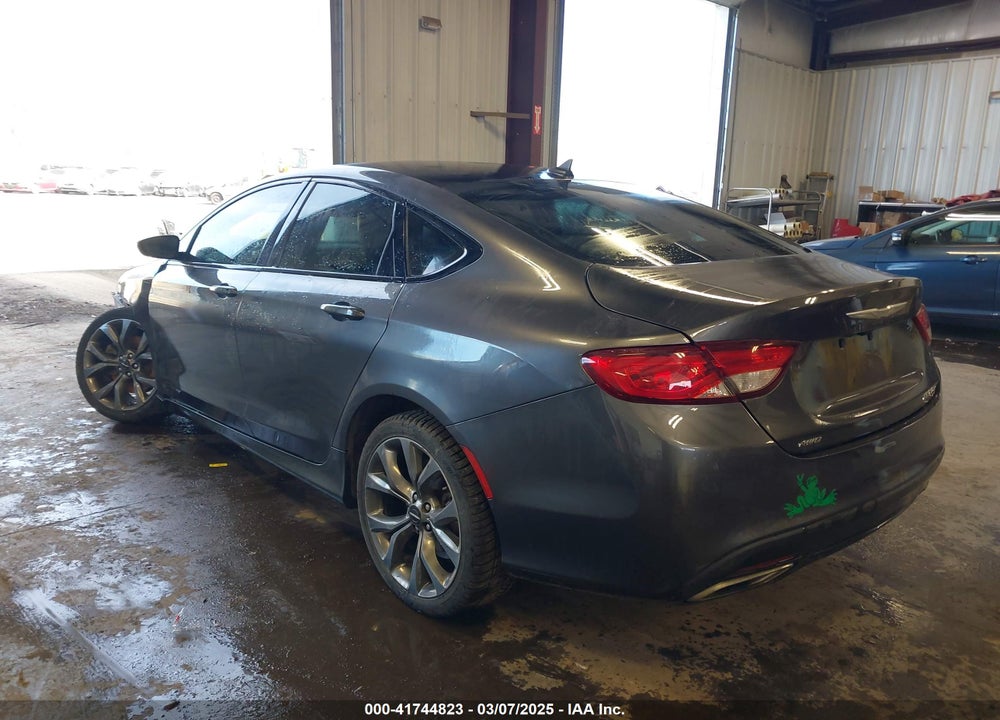 2016 CHRYSLER 200 VIN: 1C3CCCDG3GN179617