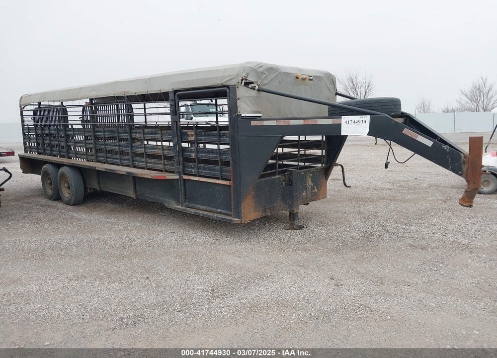 1993 GOOSENECK TRAILERS --- VIN: 16GSH6F2XPB046149