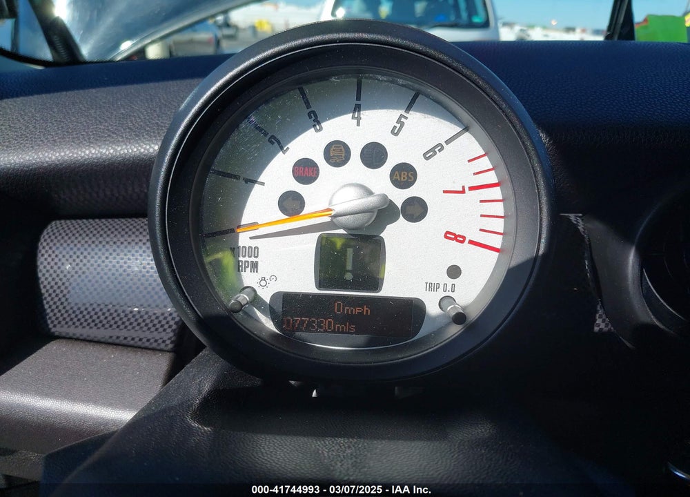 2013 MINI HARDTOP VIN: WMWSV3C56DT394382