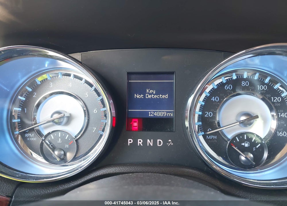 2011 CHRYSLER 300C VIN: 2C3CA6CT0BH563149