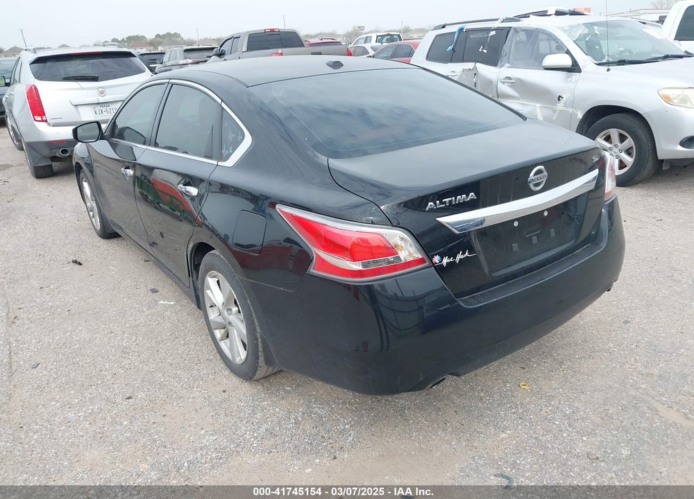 2015 NISSAN ALTIMA VIN: 1N4AL3AP1FN357147