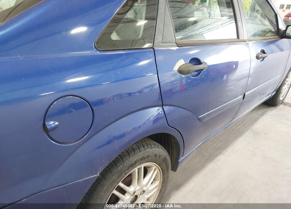 2005 FORD FOCUS VIN: 1FAFP34N35W289964
