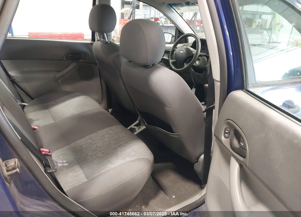 2005 FORD FOCUS VIN: 1FAFP34N35W289964