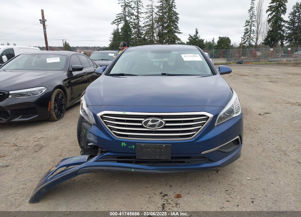 2016 HYUNDAI SONATA VIN: 5NPE24AF7GH316261