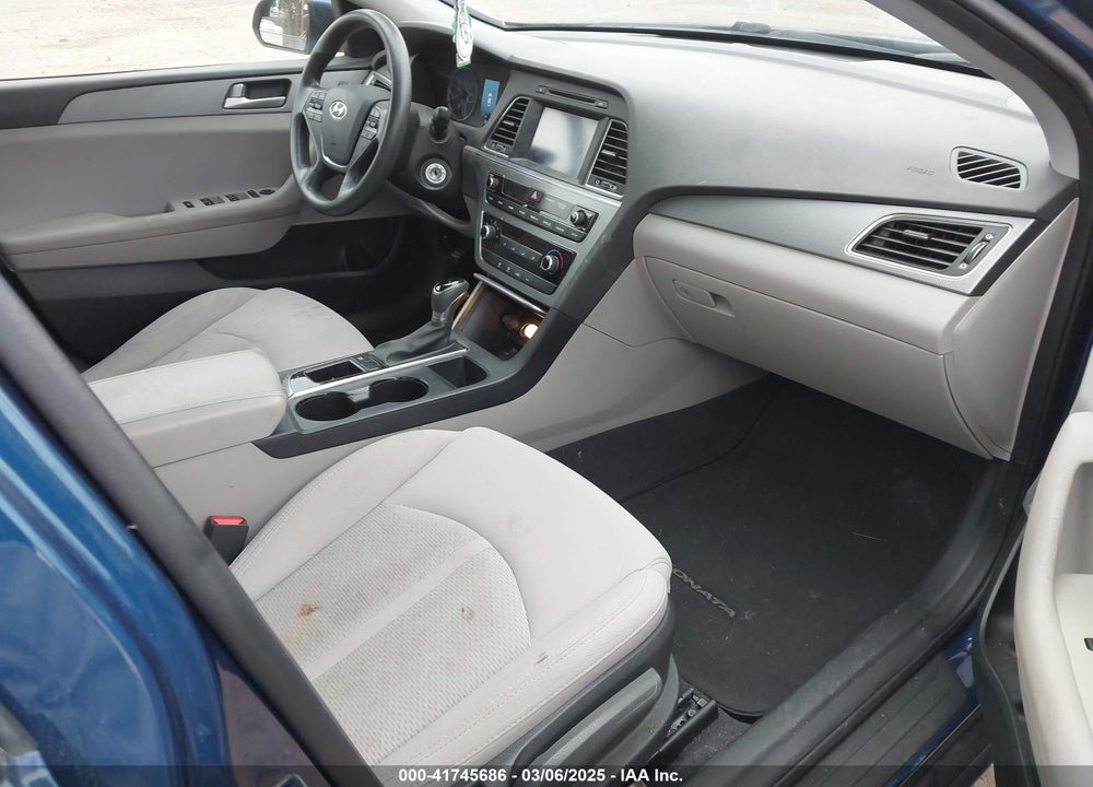 2016 HYUNDAI SONATA VIN: 5NPE24AF7GH316261