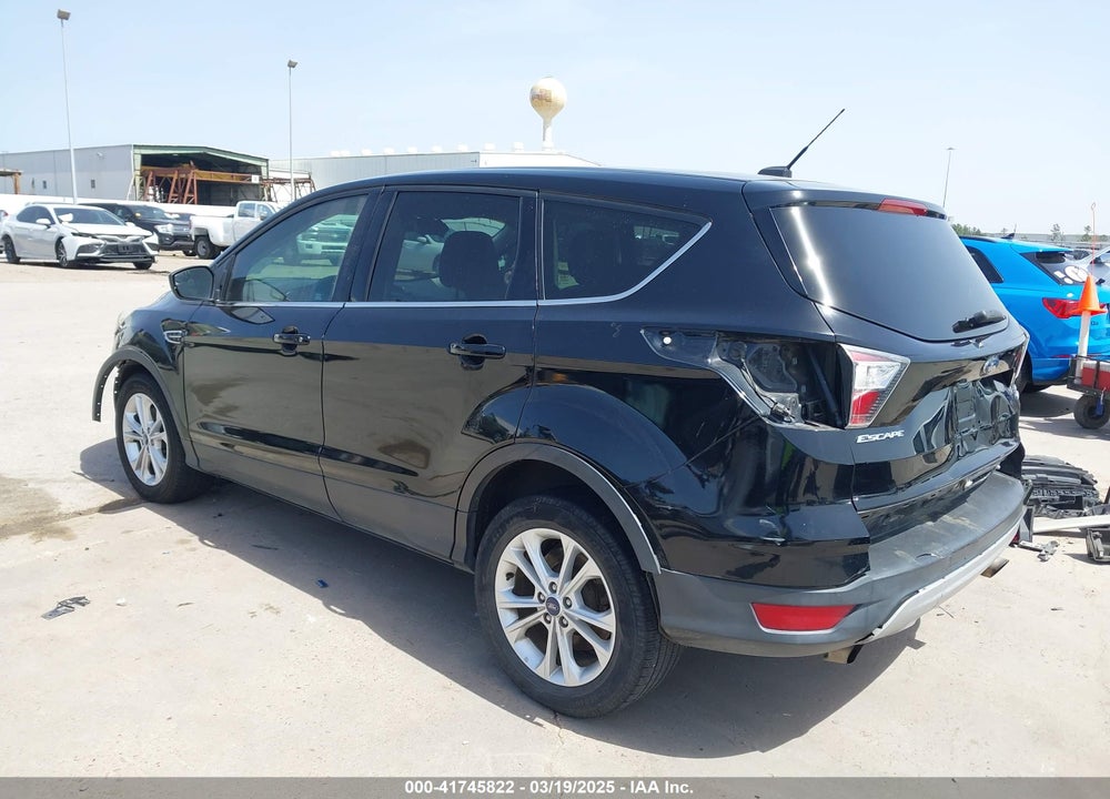 2017 FORD ESCAPE VIN: 1FMCU9G9XHUA24817