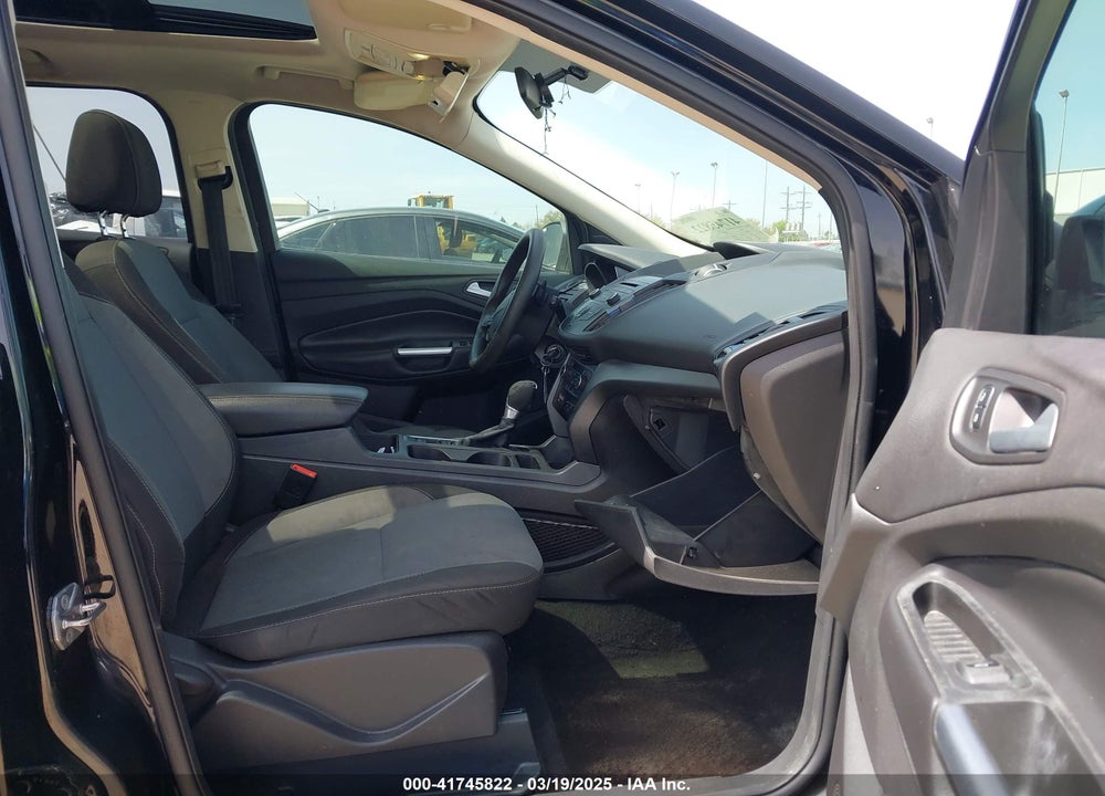 2017 FORD ESCAPE VIN: 1FMCU9G9XHUA24817