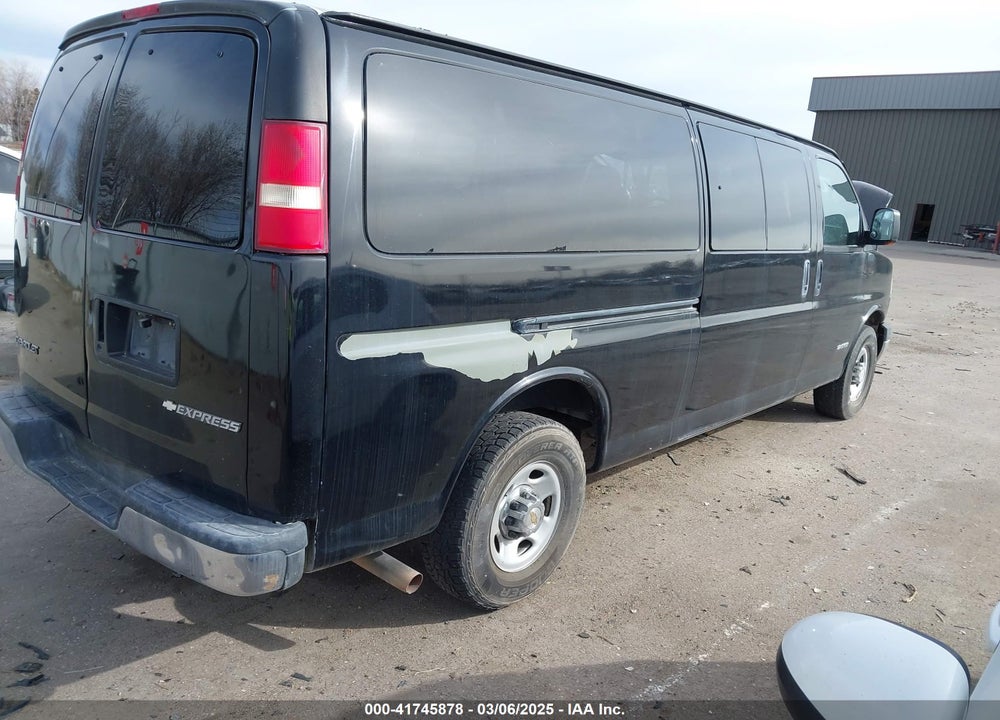 2004 CHEVROLET EXPRESS VIN: 1GAHG39U641170703