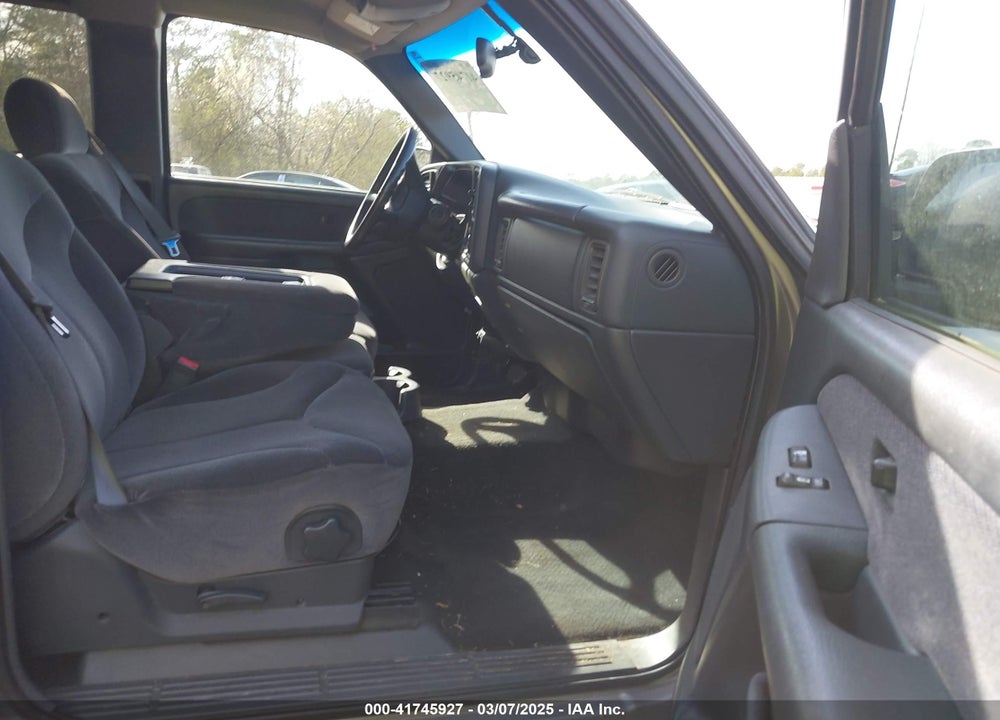 2002 GMC SIERRA 2500HD SLE VIN: 1GTHC29U22E302715
