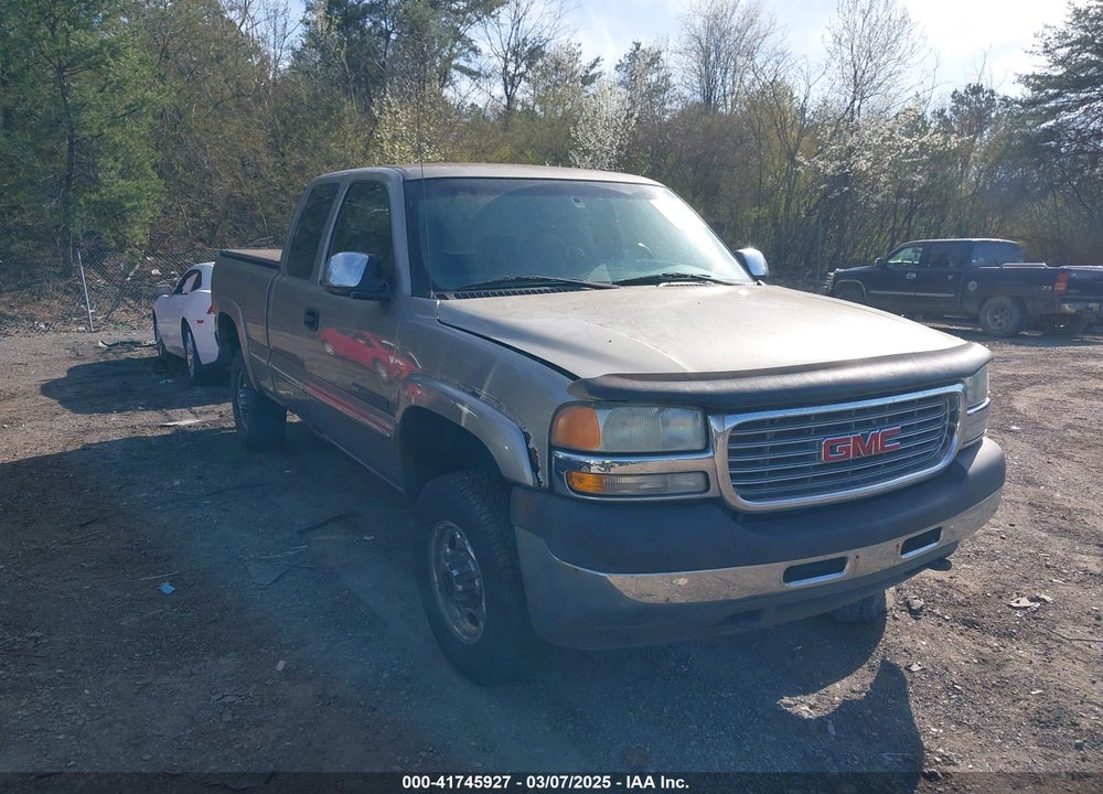 2002 GMC SIERRA 2500HD SLE VIN: 1GTHC29U22E302715