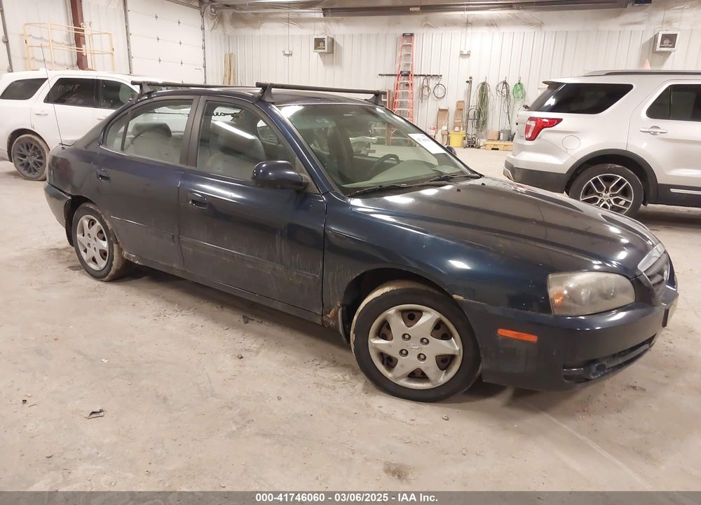 2005 HYUNDAI ELANTRA VIN: KMHDN46D05U925717