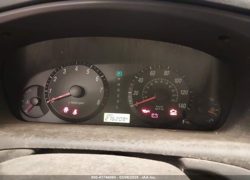 2005 HYUNDAI ELANTRA VIN: KMHDN46D05U925717