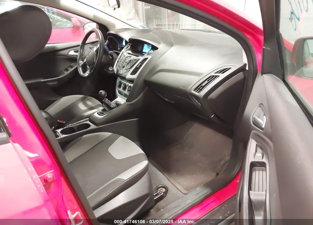 2014 FORD FOCUS VIN: 1FADP3F23EL344361