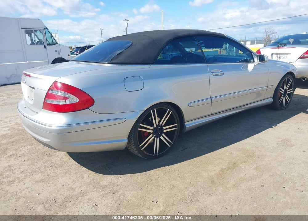 2004 MERCEDES-BENZ CLK 500 VIN: WDBTK75G44T004951