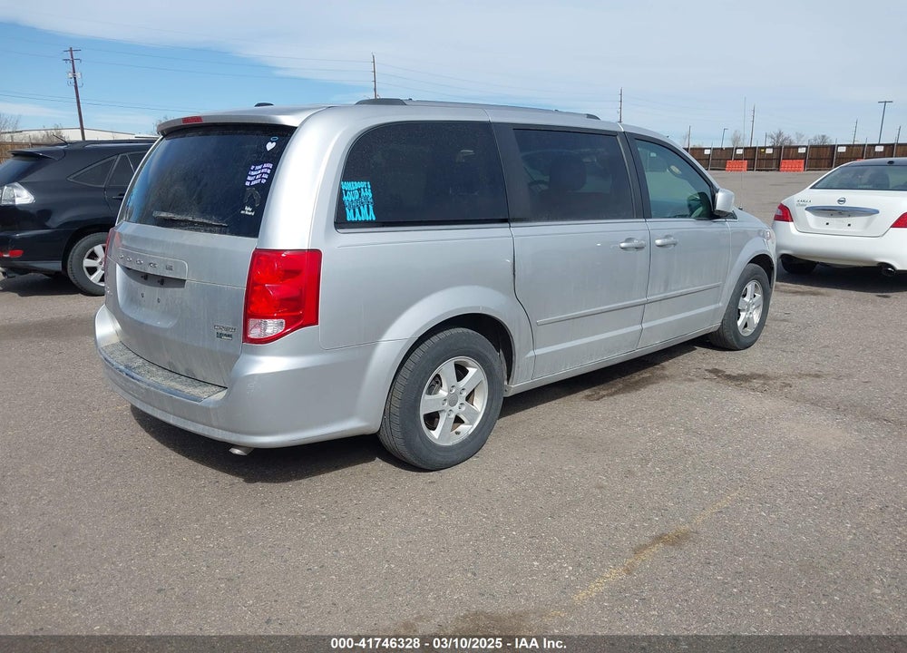 2011 DODGE GRAND CARAVAN CREW VIN: 2D4RN5DG8BR661963