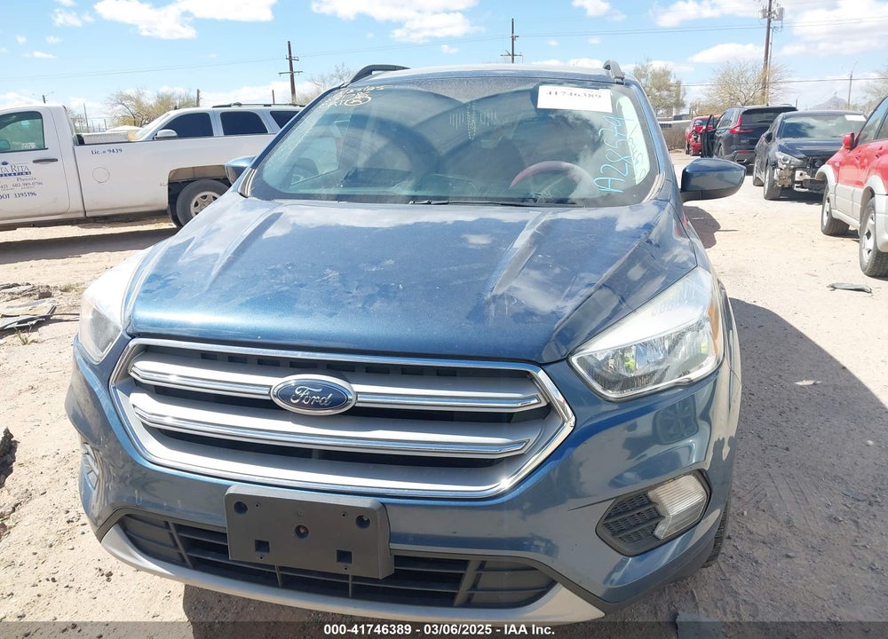 2018 FORD ESCAPE SE VIN: 1FMCU9GD4JUA28579
