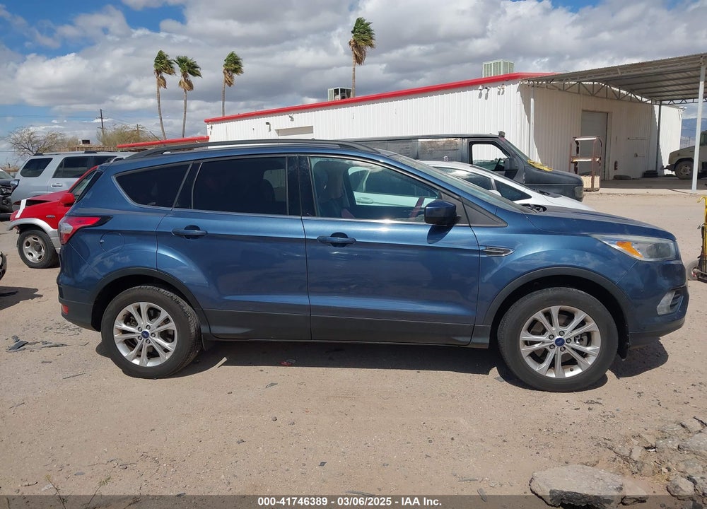 2018 FORD ESCAPE SE VIN: 1FMCU9GD4JUA28579