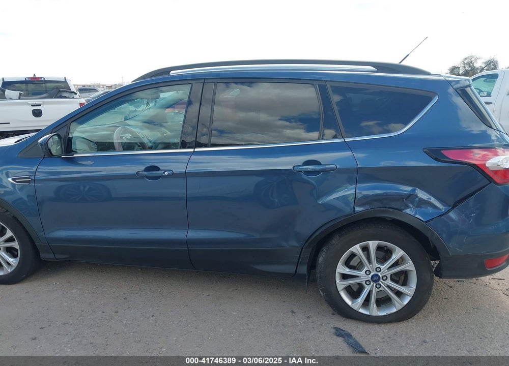 2018 FORD ESCAPE SE VIN: 1FMCU9GD4JUA28579