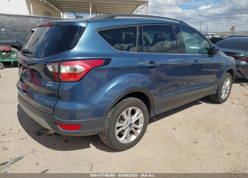 2018 FORD ESCAPE SE VIN: 1FMCU9GD4JUA28579