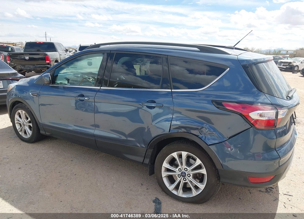 2018 FORD ESCAPE SE VIN: 1FMCU9GD4JUA28579