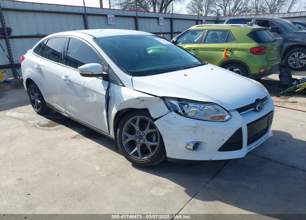 2014 FORD FOCUS SE VIN: 1FADP3F2XEL259873