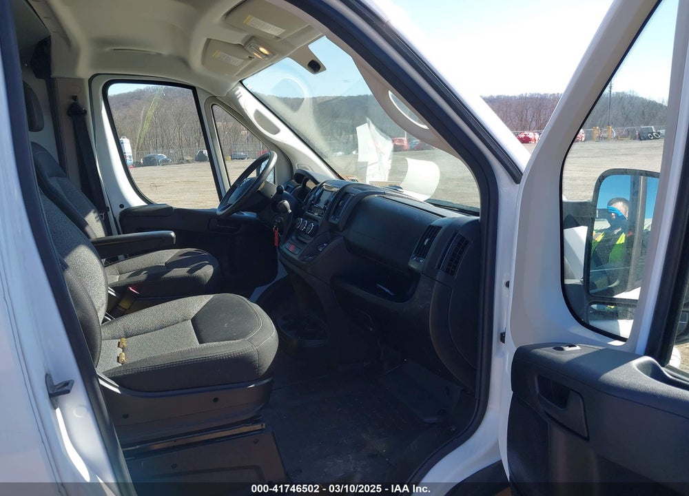 2019 RAM PROMASTER 2500 HIGH ROOF 159 WB VIN: 3C6TRVDGXKE563646