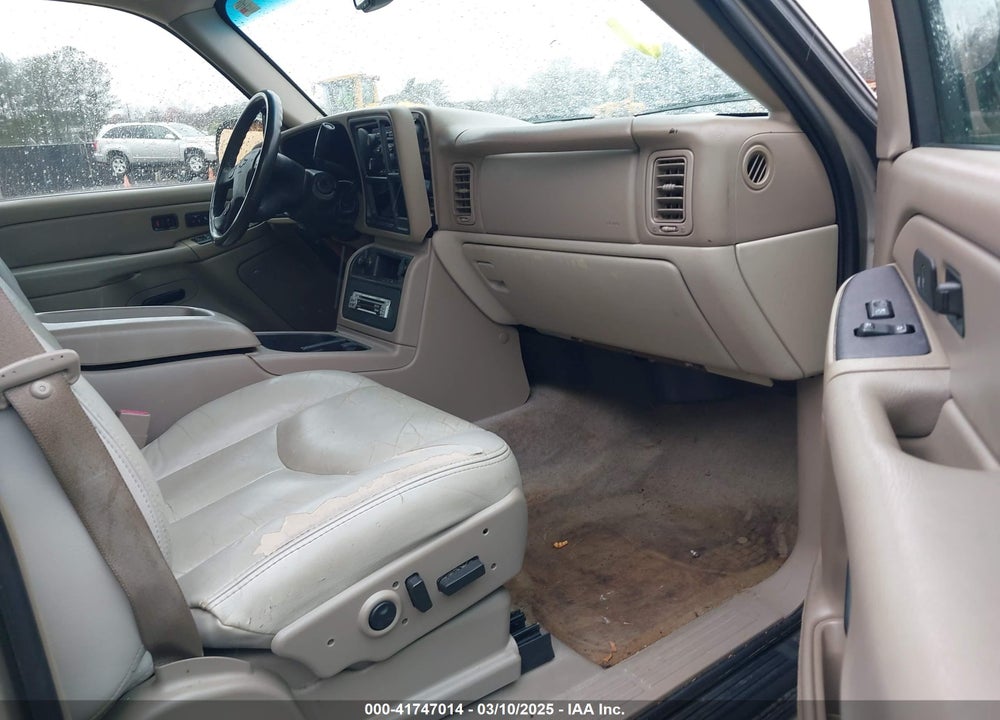 2004 CHEVROLET TAHOE LT VIN: 1GNEC13Z04R309134