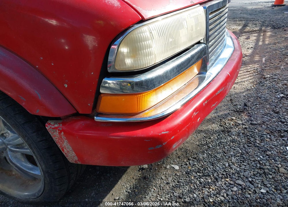 2000 CHEVROLET S-10 VIN: 1GCCS1457Y8273047