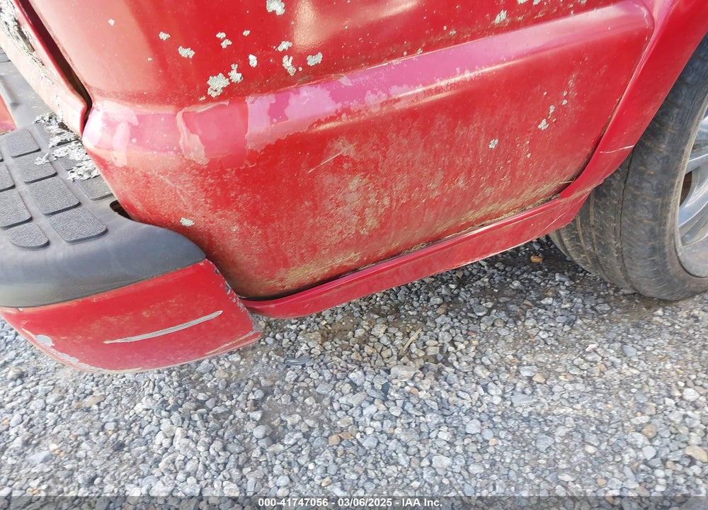 2000 CHEVROLET S-10 VIN: 1GCCS1457Y8273047