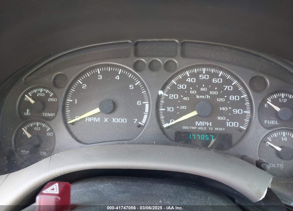 2000 CHEVROLET S-10 VIN: 1GCCS1457Y8273047