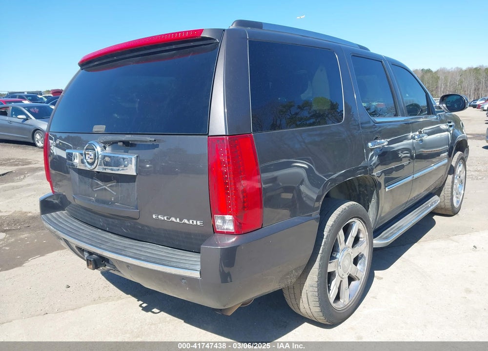 2010 CADILLAC ESCALADE LUXURY VIN: 1GYUKBEF1AR270222