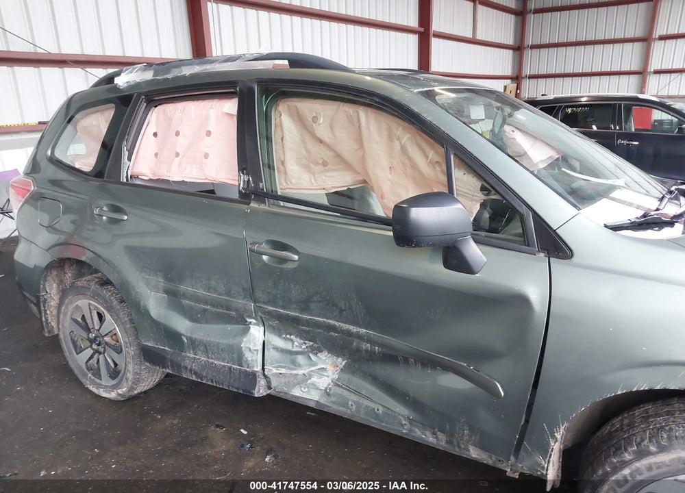 2018 SUBARU FORESTER VIN: JF2SJABCXJH410991