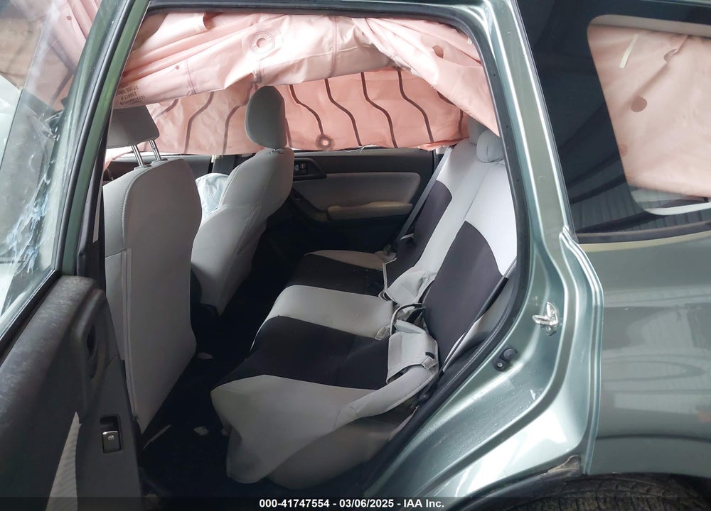 2018 SUBARU FORESTER VIN: JF2SJABCXJH410991