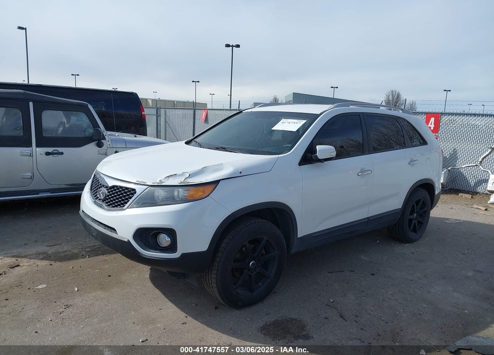2013 KIA SORENTO VIN: 5XYKT4A66DG329845