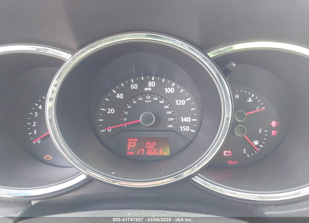 2013 KIA SORENTO VIN: 5XYKT4A66DG329845