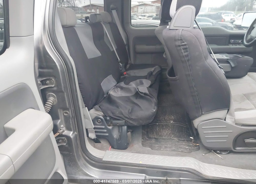2004 FORD F-150 VIN: 1FTRX12W64NB37561