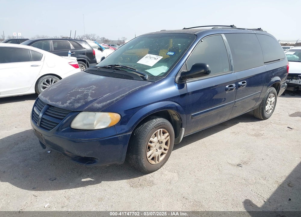 2005 DODGE GRAND CARAVAN VIN: 2D4GP24R85R146614