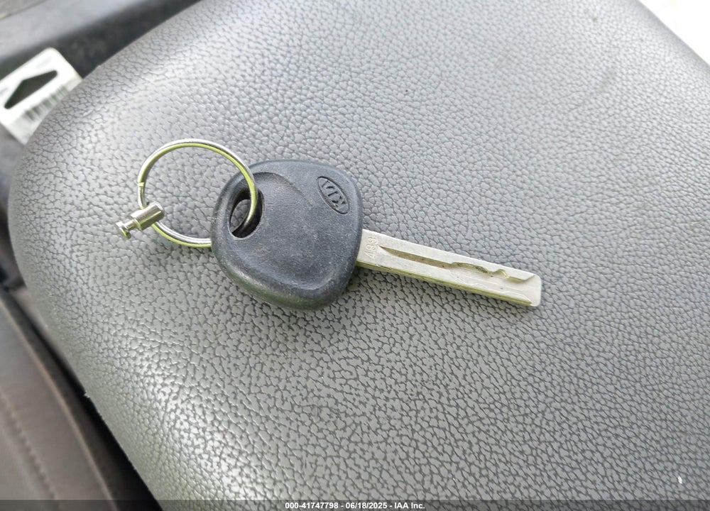 2014 KIA SOUL VIN: KNDJN2A23E7049547