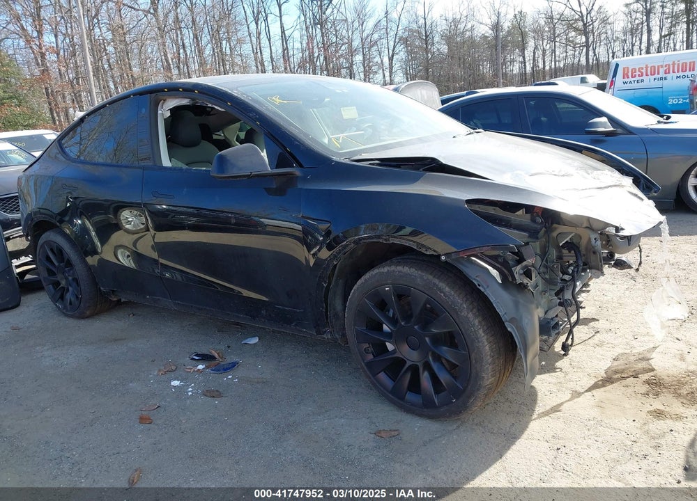 2021 TESLA MODEL Y LONG RANGE DUAL MOTOR ALL-WHEEL DRIVE VIN: 5YJYGDEEXMF208923