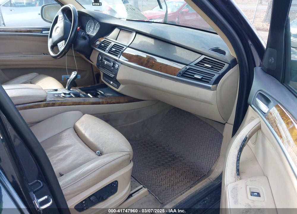2009 BMW X5 VIN: 5UXFE43589L270050