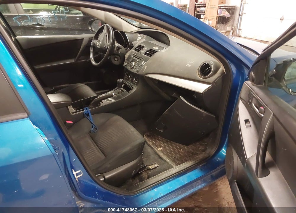 2012 MAZDA MAZDA3 VIN: JM1BL1V89C1562661
