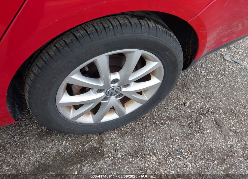 2010 VOLKSWAGEN JETTA VIN: 3VWRZ7AJ2AM018749