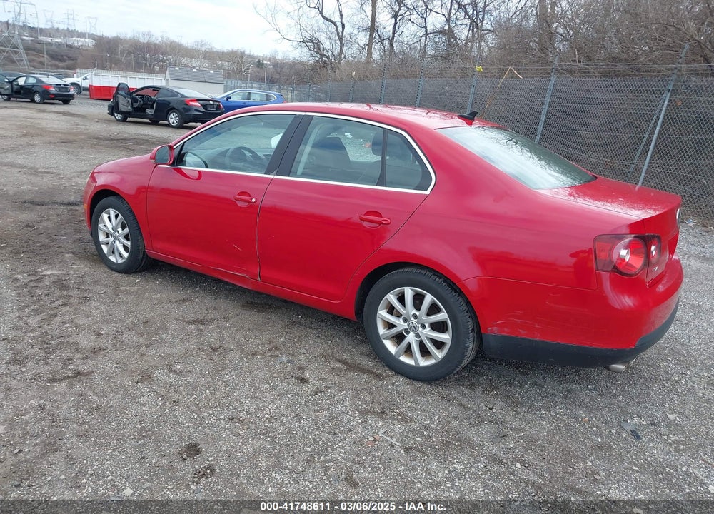 2010 VOLKSWAGEN JETTA VIN: 3VWRZ7AJ2AM018749