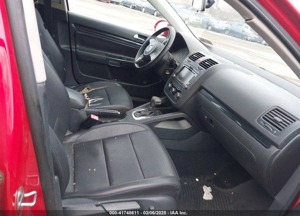 2010 VOLKSWAGEN JETTA VIN: 3VWRZ7AJ2AM018749