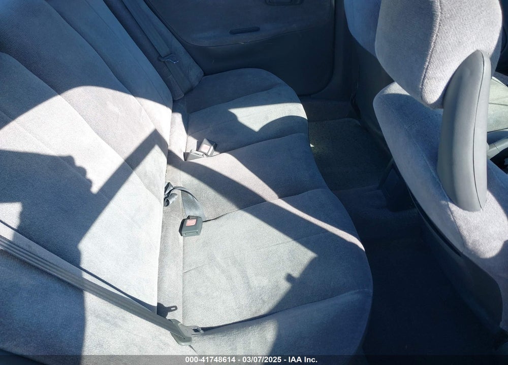1995 HONDA CIVIC LX VIN: 1HGEG8558SL036039
