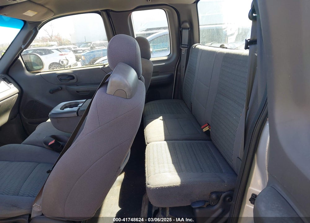 2002 FORD F-150 VIN: 1FTRX17272NB88506