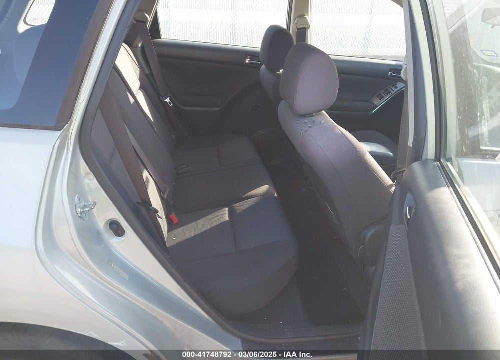 2003 TOYOTA MATRIX VIN: 2T1KR32E83C054004