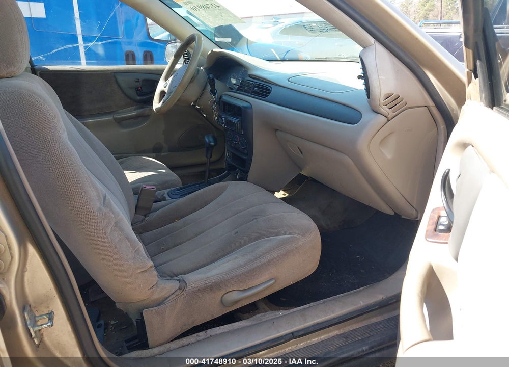 2005 CHEVROLET CLASSIC VIN: 1G1ND52F15M127258