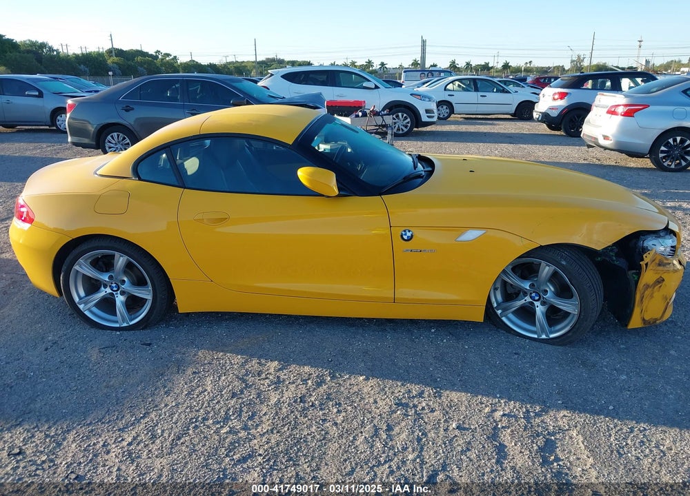 2011 BMW Z4 VIN: WBALM5C56BE495894