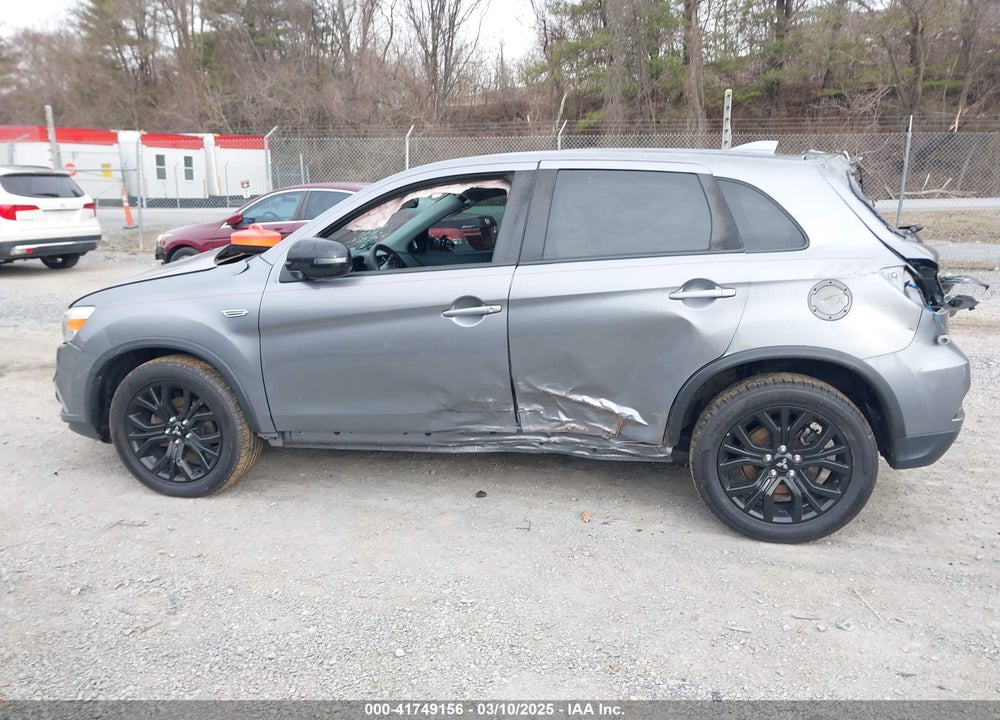 2018 MITSUBISHI OUTLANDER SPORT 2.0 ES/2.0 LE VIN: JA4AP3AU1JU014402